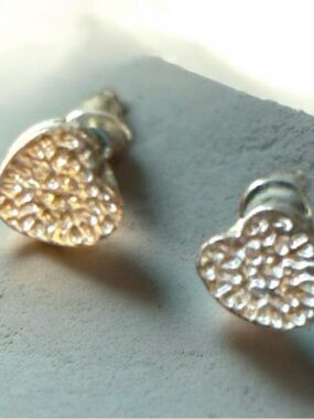 Gold Heart Textured Stud Earrings - Women Jewelry